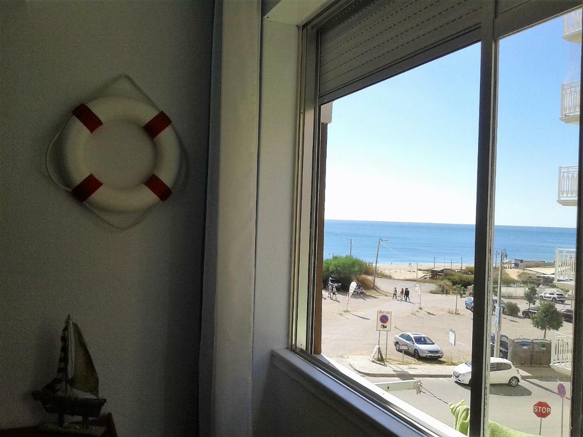 Gui Beach House Armação de Pêra Buitenkant foto