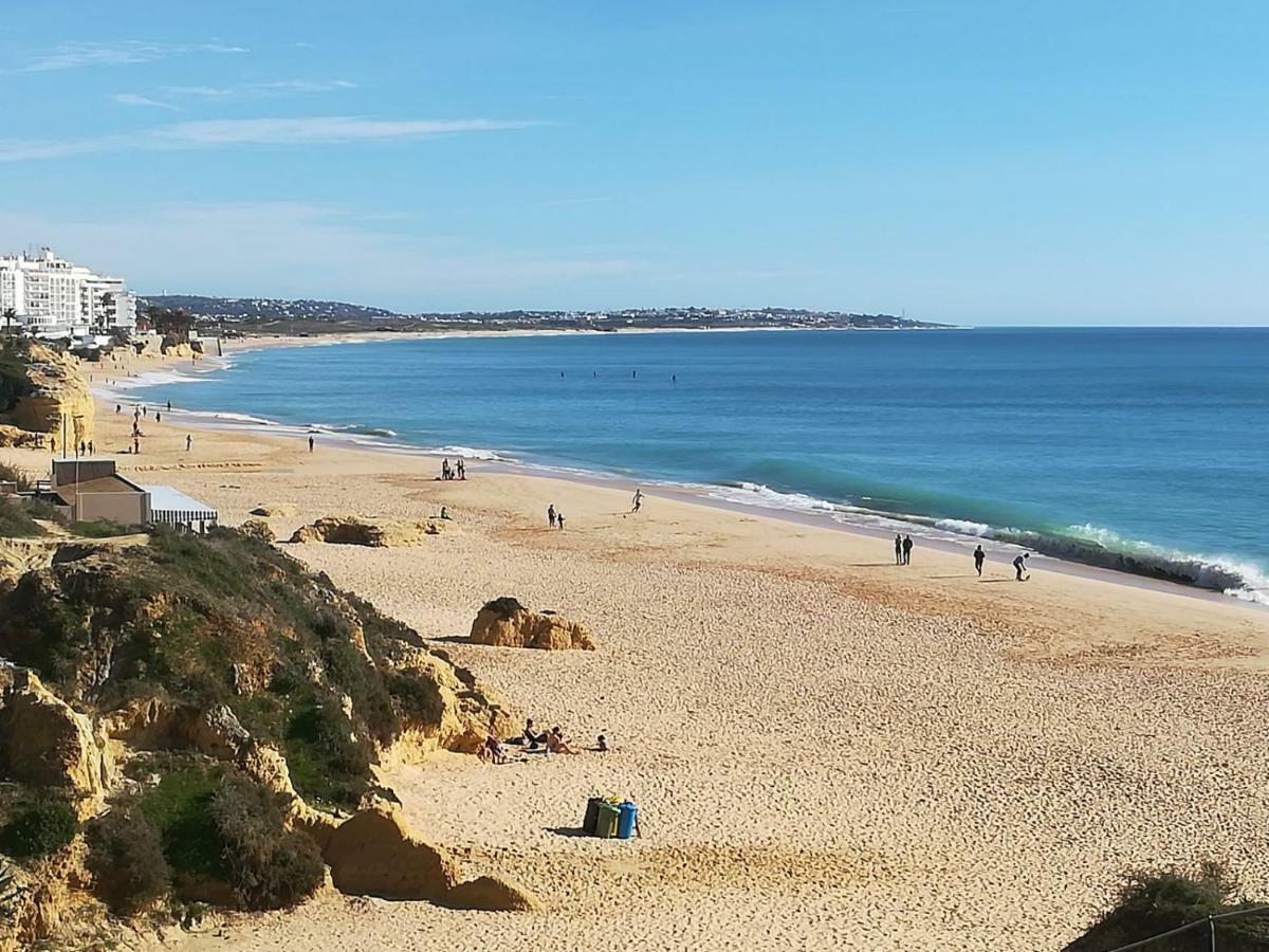 Gui Beach House Armação de Pêra Buitenkant foto